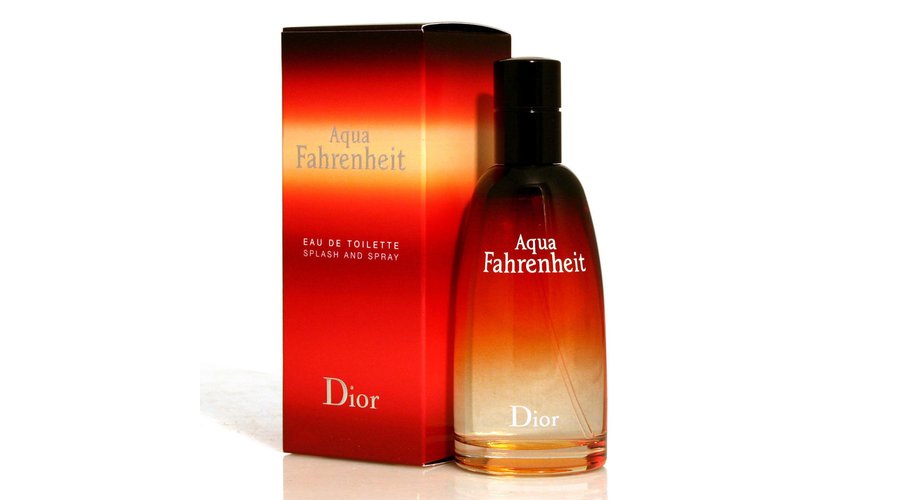 valentino férfi parfüm